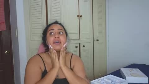 valery_lovex_ online show from April 25, 2026, 8:50 am