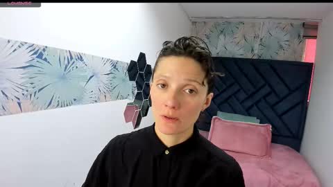 VALERY MORE online show from March 2, 2026, 1:07 pm