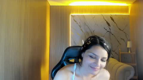 Snapshot of valery_tf chatting on April 8, 2026, 8:47 am Valery online show from April 8, 2026, 8:47 am