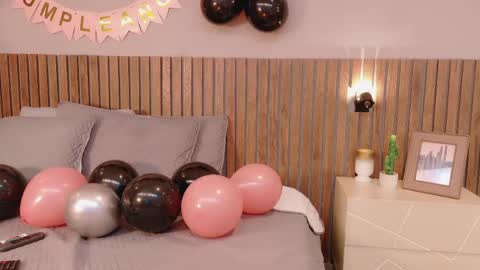 Valerya Collem online show from April 27, 2026, 1:09 pm