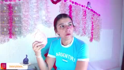 Snapshot of valeryblaze_ chatting on June 21, 2026, 7:16 pm Valery online show from June 21, 2026, 7:16 pm