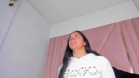 Snapshot of valeryloveh chatting on December 16, 2025, 3:06 pm valeryloveh online show from December 16, 2025, 3:06 pm