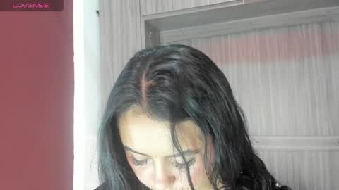 valerymeyerr online show from April 29, 2026, 11:47 am