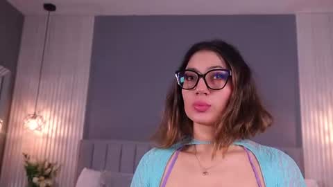Carla online show from July 17, 2026, 11:06 am