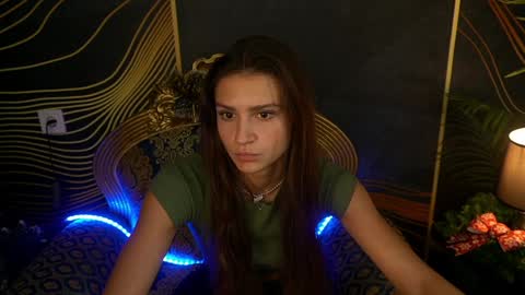 Snapshot of valeryroyale chatting on December 18, 2024, 2:28 pm Valery online show from December 18, 2024, 2:28 pm