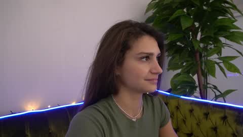 Snapshot of valeryroyale chatting on January 10, 2025, 8:07 am Valery online show from January 10, 2025, 8:07 am