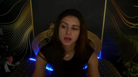 Snapshot of valeryroyale chatting on January 11, 2025, 7:49 am Valery online show from January 11, 2025, 7:49 am