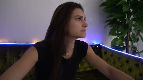 Snapshot of valeryroyale chatting on January 23, 2025, 11:58 am Valery online show from January 23, 2025, 11:58 am