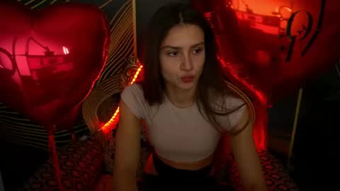 Snapshot of valeryroyale chatting on February 11, 2025, 2:57 pm Valery online show from February 11, 2025, 2:57 pm