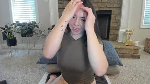 Snapshot of valerysquirt_19 chatting on February 2, 2025, 2:24 pm valerie online show from February 2, 2025, 2:24 pm