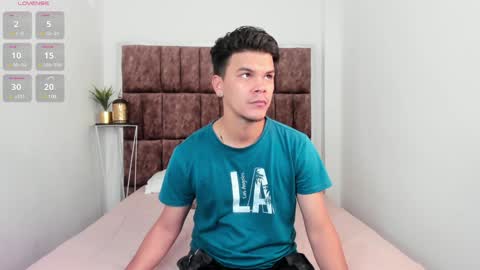 Valery Stonne  online show from January 27, 2025, 9:00 pm