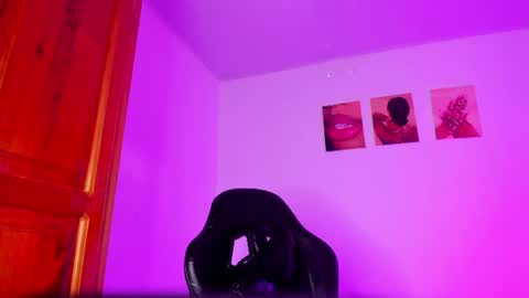 Snapshot of valeryts1 chatting on June 18, 2026, 6:34 pm ValeryTs1 online show from June 18, 2026, 6:34 pm