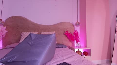 Valeska online show from February 26, 2026, 7:24 pm