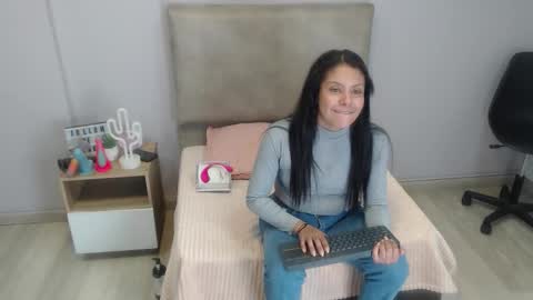 valevicious online show from December 18, 2025, 7:53 pm