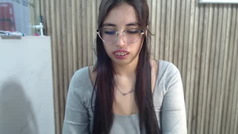 Valk online show from May 1, 2026, 3:55 am