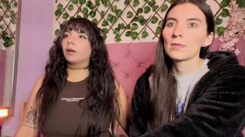 Valkiria and Dione online show from April 30, 2026, 1:17 pm