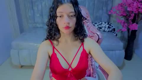 Valkiria  online show from June 19, 2026, 1:15 pm