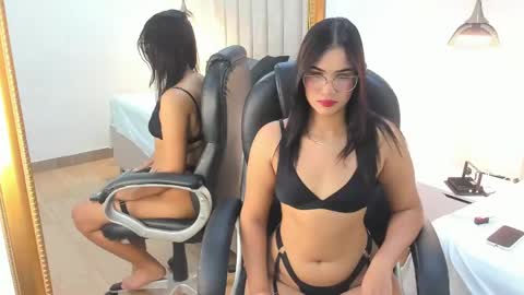 Snapshot of valkyria_storm chatting on April 26, 2026, 7:55 pm Valkyria online show from April 26, 2026, 7:55 pm