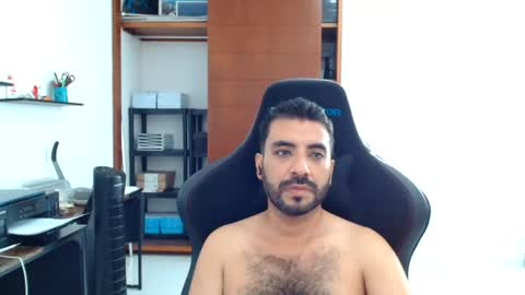 Snapshot of vallartamexi chatting on July 25, 2026, 9:34 pm Roberto Carlos online show from July 25, 2026, 9:34 pm
