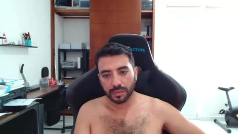 Snapshot of vallartamexi chatting on August 2, 2026, 9:46 pm Roberto Carlos online show from August 2, 2026, 9:46 pm
