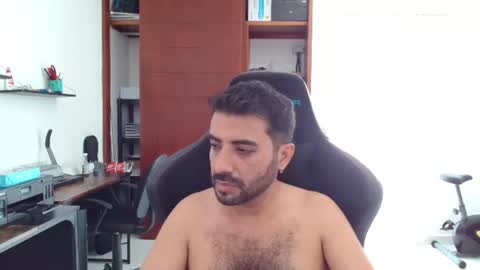 Snapshot of vallartamexi chatting on August 5, 2026, 7:49 pm Roberto Carlos online show from August 5, 2026, 7:49 pm