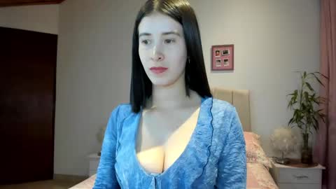 Snapshot of vallejo_macarena chatting on October 31, 2025, 3:07 am Macarena online show from October 31, 2025, 3:07 am