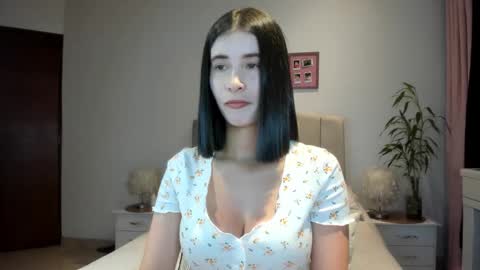 Snapshot of vallejo_macarena chatting on April 11, 2026, 12:59 am Macarena online show from April 11, 2026, 12:59 am