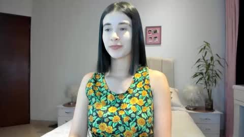 Snapshot of vallejo_macarena chatting on April 12, 2026, 2:49 am Macarena online show from April 12, 2026, 2:49 am