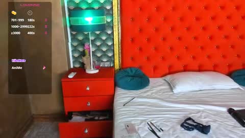 Snapshot of valleriejonnes chatting on May 13, 2026, 5:38 am Valerie Val V online show from May 13, 2026, 5:38 am