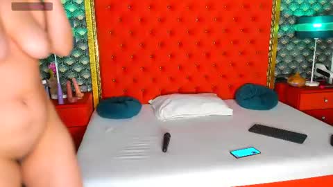 Snapshot of valleriejonnes chatting on June 10, 2026, 4:45 am Valerie Val V online show from June 10, 2026, 4:45 am
