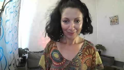 Snapshot of valleriwind chatting on July 9, 2026, 4:27 am ValleriWind online show from July 9, 2026, 4:27 am