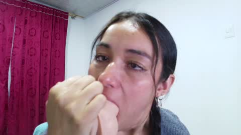 Snapshot of vallery_evanss chatting on January 24, 2025, 1:35 am Taty independent account online show from January 24, 2025, 1:35 am