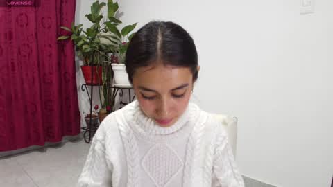 Snapshot of vallery_evanss chatting on February 8, 2025, 5:08 am Taty independent account online show from February 8, 2025, 5:08 am