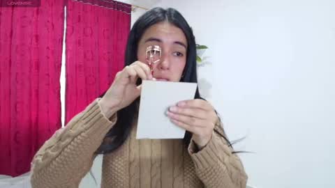 Snapshot of vallery_evanss chatting on February 11, 2025, 4:02 pm Taty independent account online show from February 11, 2025, 4:02 pm