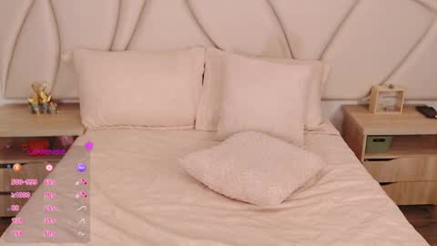 Vallery online show from March 2, 2025, 1:26 am