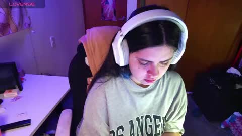 Im Violet online show from January 12, 2025, 5:34 am