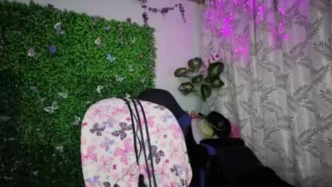 valquiria_sirgun online show from July 19, 2026, 10:30 am