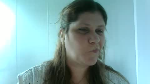 Snapshot of valu2208 chatting on September 9, 2025, 3:00 pm valu2208 online show from September 9, 2025, 3:00 pm