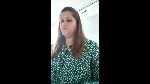 Snapshot of valu2208 chatting on December 4, 2025, 2:26 pm valu2208 online show from December 4, 2025, 2:26 pm