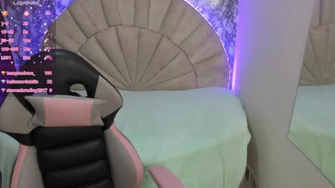 Snapshot of valuh_blake chatting on February 17, 2025, 6:15 pm Valuh online show from February 17, 2025, 6:15 pm