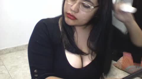Snapshot of valuluv chatting on July 14, 2026, 2:05 am ValuLuv online show from July 14, 2026, 2:05 am