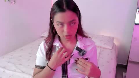 Snapshot of valy_shyness chatting on November 21, 2025, 4:00 am valy_shyness online show from November 21, 2025, 4:00 am