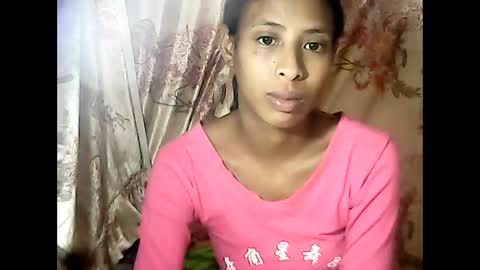 Snapshot of valysexyhot chatting on May 13, 2026, 8:34 am valysexyhot online show from May 13, 2026, 8:34 am