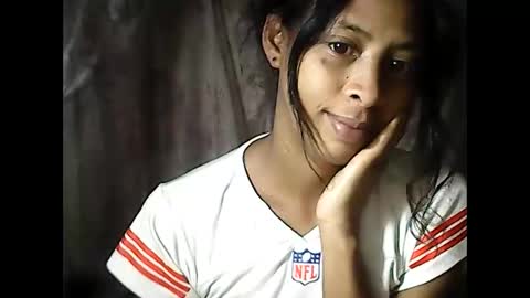 Snapshot of valysexyhot chatting on May 19, 2026, 6:58 pm valysexyhot online show from May 19, 2026, 6:58 pm