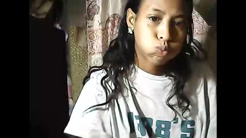 Snapshot of valysexyhot chatting on May 28, 2026, 6:32 am valysexyhot online show from May 28, 2026, 6:32 am