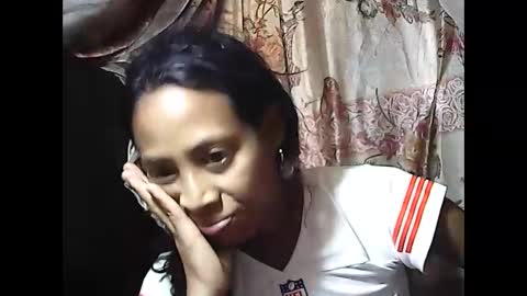 Snapshot of valysexyhot chatting on June 2, 2026, 9:22 am valysexyhot online show from June 2, 2026, 9:22 am