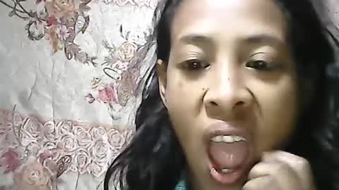 Snapshot of valysexyhot chatting on July 5, 2026, 3:23 am valysexyhot online show from July 5, 2026, 3:23 am
