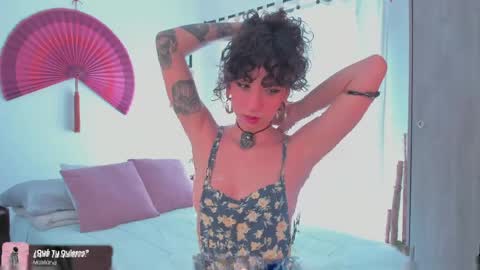 Snapshot of valyturner chatting on May 5, 2026, 8:28 pm online show from May 5, 2026, 8:28 pm