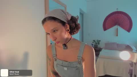 Snapshot of valyturner chatting on June 10, 2026, 8:08 pm online show from June 10, 2026, 8:08 pm