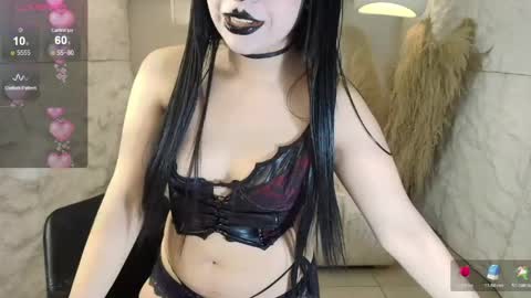 Snapshot of vampkitty_r chatting on June 3, 2026, 2:33 pm vampkitty_r online show from June 3, 2026, 2:33 pm